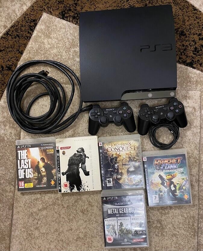 Sony PlayStation 3 250GB Console - Black