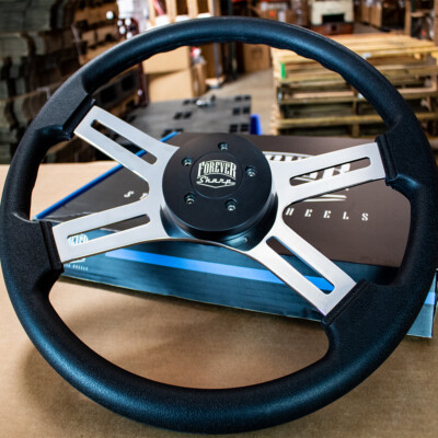 18'' Black Polyurethane Steering Wheel with Blackt Horn for Freightliner 96-06
