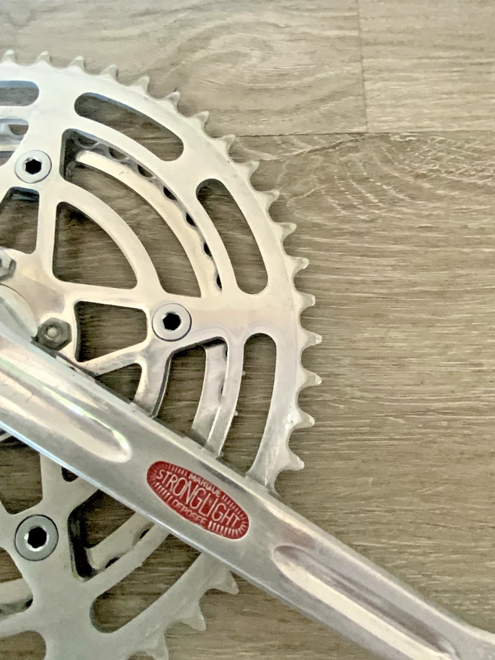 JUEGO DE BIELAS STRONGLIGHT T52-40 DIENTES 170 MM BRAZOS ROSCADOS FRANCESES 6, 7 U 8 VELOCIDADES Foto 4 de 4