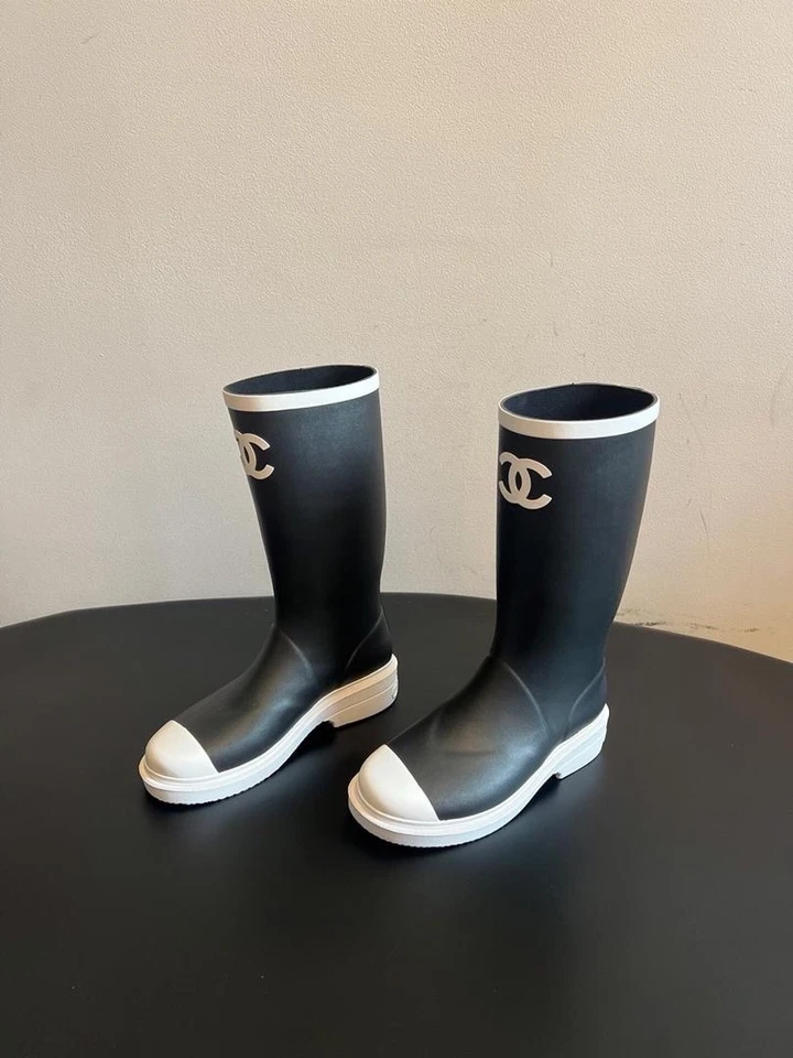 Chanel Botas de Lluvia Talla 37 Foto 2 de 4