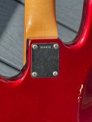2005 Fender Jazz Bass '64 Relic Reissue Candy Apple Red w/a