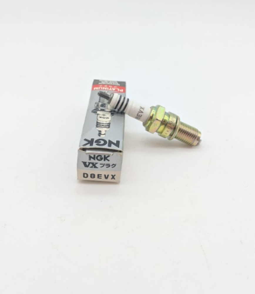 QTY 2  68-83 NGK C8EVX Platinum VX Spark Plugs Honda CB450 Suzuki GS450 D8EVX