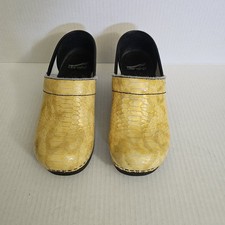 Dansko Professional Clogs Size 36 US 5.5-6 Women  s Yellow Snakeskin Pattern...