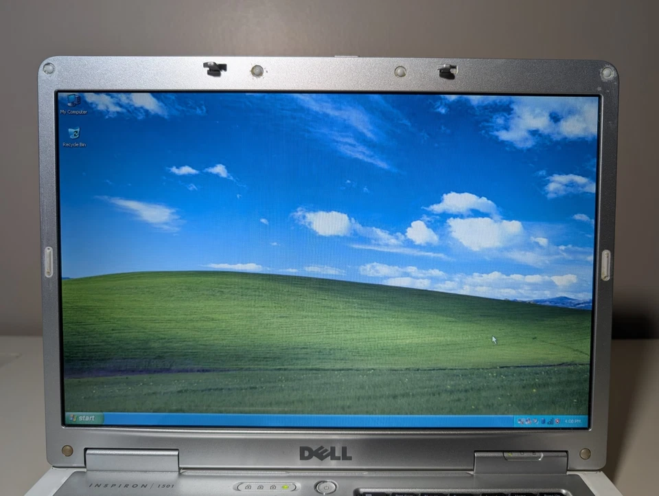 15" Dell Inspiron 1501 — AMD Turion 64 • 2GB RAM • 128GB SSD • DVDRW • XP 32-Bit - Image 3 of 4