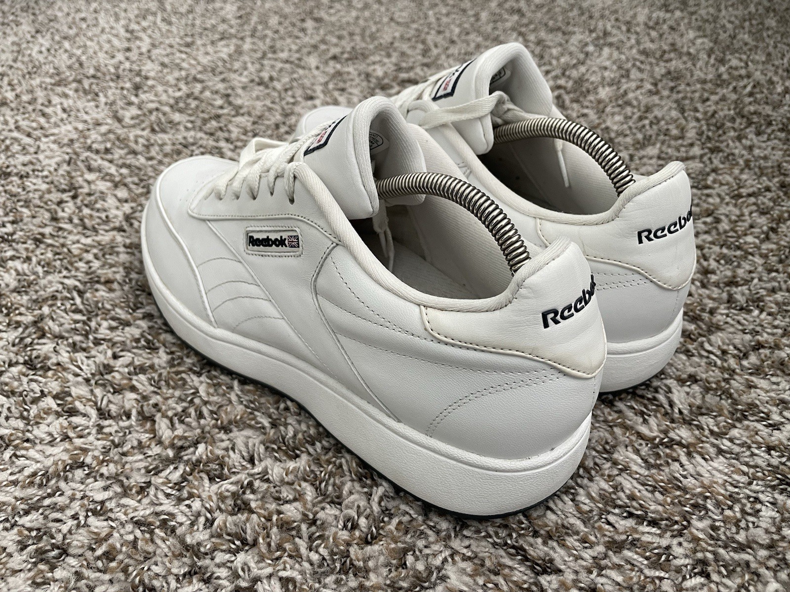 Vintage Reebok CLUB C REVENGE Men’s Size 10.5 Classics White Navy Shoes Sneakers thumbnail 3