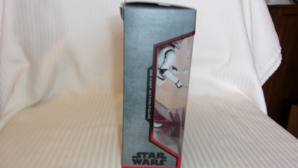 Star Wars First Order Storm Trooper Die Cast Figurine Elite Series 6.25" Tall - Image 2 of 4