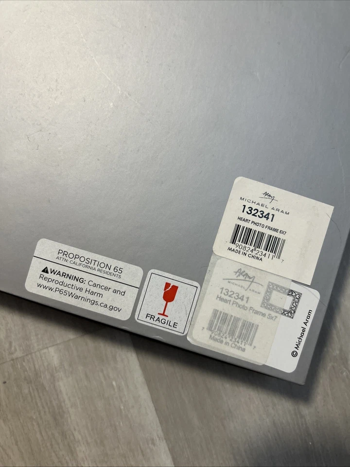 Marco de fotos Michael Aram corazón 5" x 7" - plateado sellado de fábrica nunca abierto Foto 3 de 3