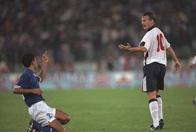 Alessandro Nesta of Italy raises middle finger Teddy Sheringham of- Old Photo