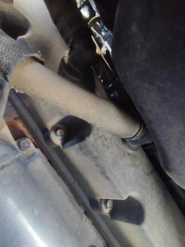 Sin ref 428856 rocker cover KIA CARNIVAL 2007- 2.9 CRDI VGT EX 2007 - Image 2 of 4