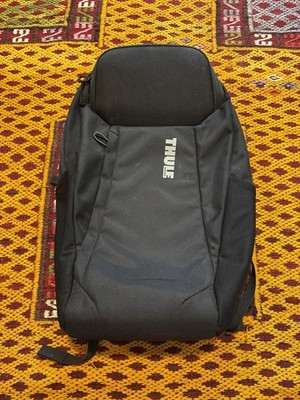 Thule Accent Backpack 23L Travel Padded Laptop Bag Adjustable Black Unisex