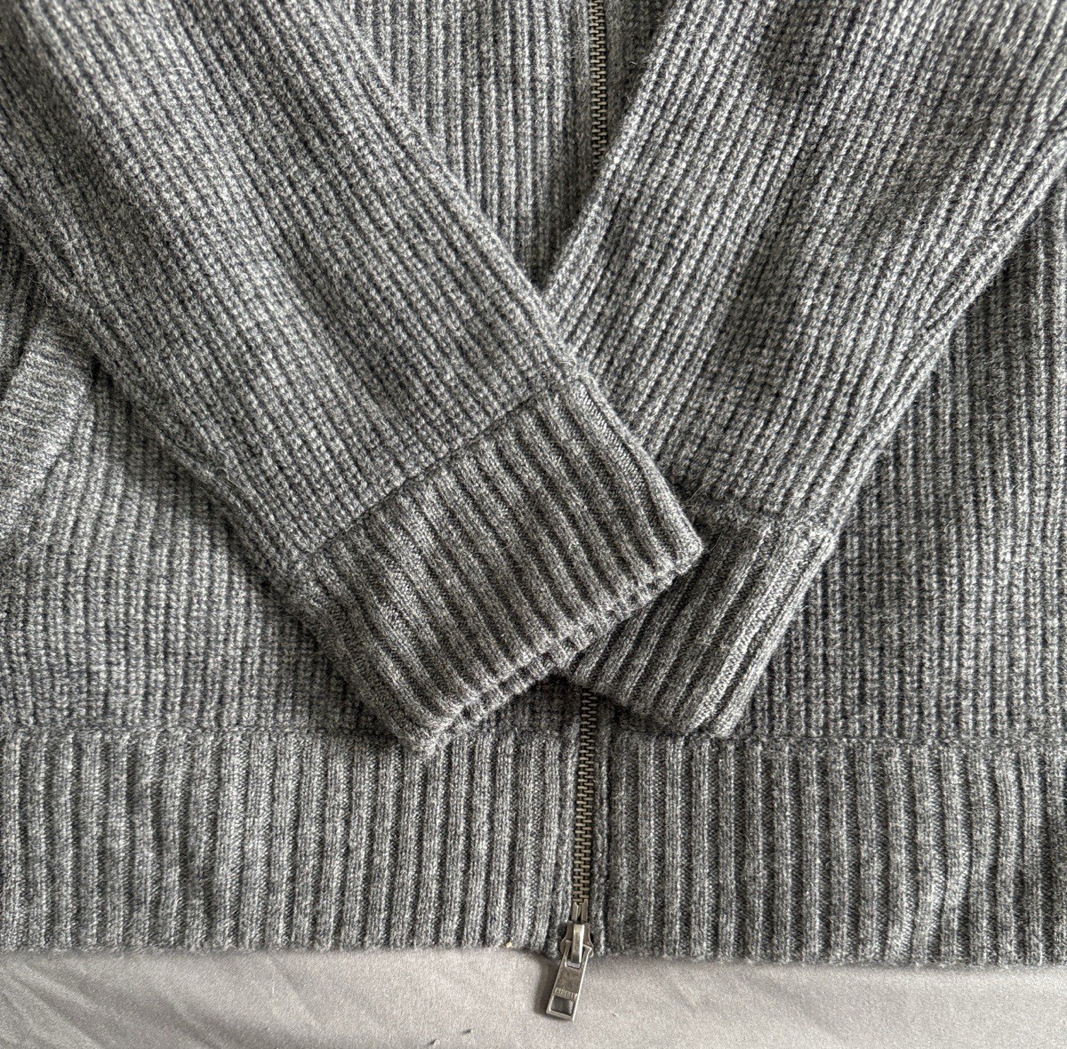 Faherty Ribbed-Knit Wool Full Zip Collared Sweate… - image 3