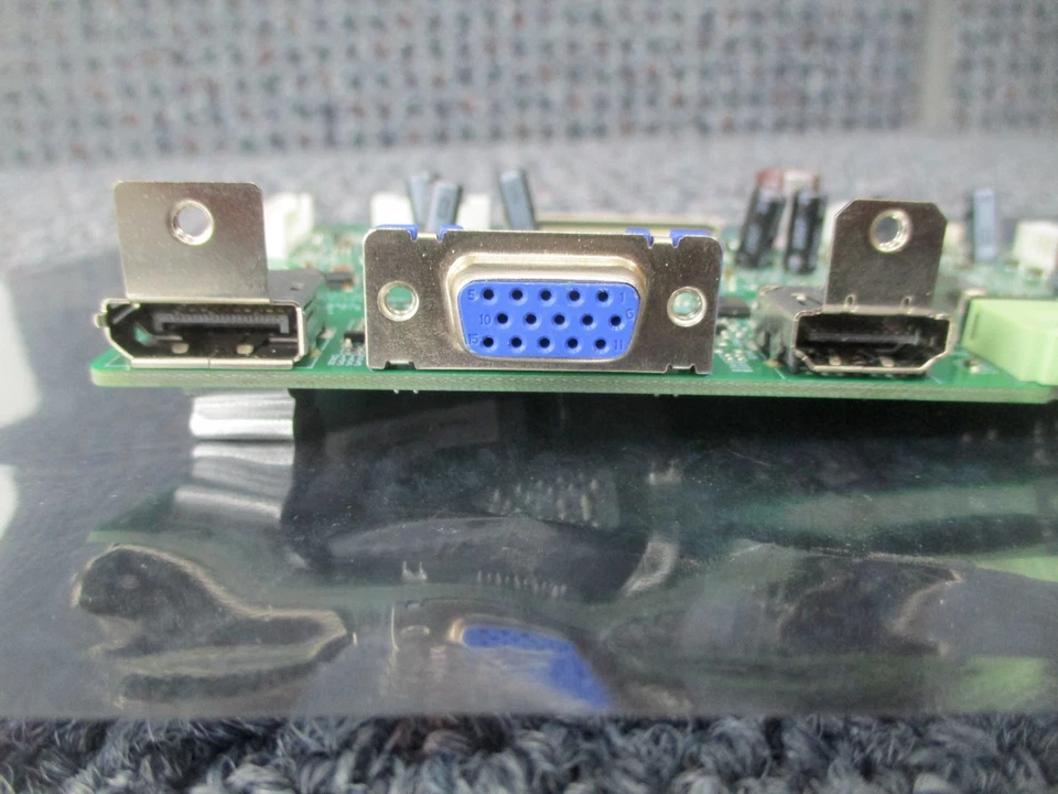 Planar 21201-02069 Main Board 60104-02352 22025B4000P/T - Image 2 of 4