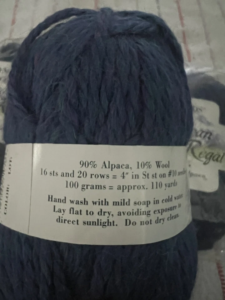 lot of 4 skein Reynolds Andean Alpaca Regal Yarn 200g Made In Peru - Image 4 of 4