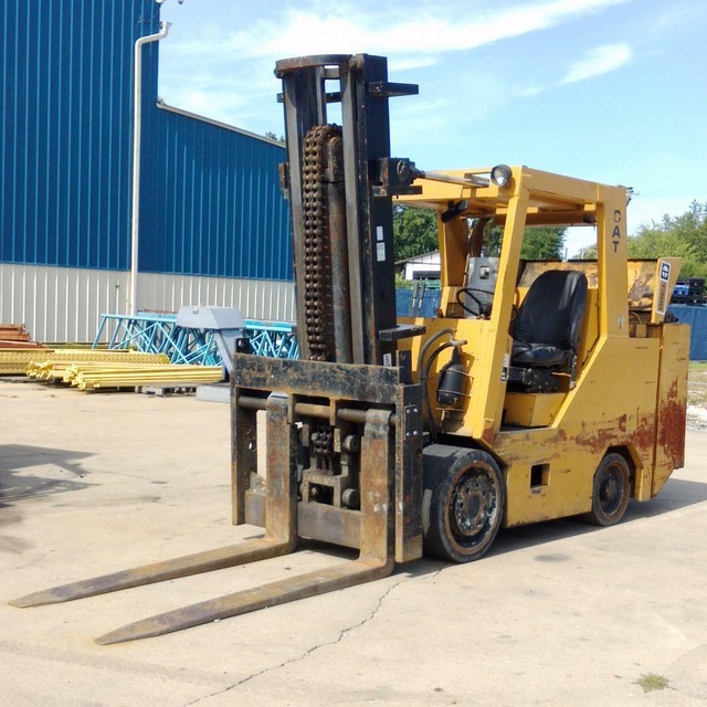 Caterpillar Fork Truck Model 164 Caterpillar T40b Fork Truck K Bid