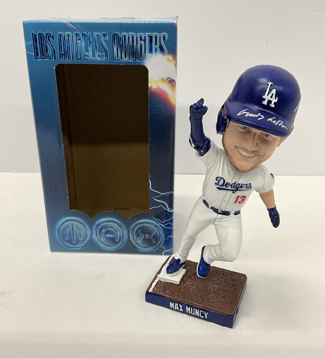 MAX MUNCY SIGNED DODGERS 2023 SGA BOBBLEHEAD 