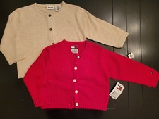 2 pulls cardigan bébé fille printemps Tommy Hilfiger DKNY 12-18 mois neuf avec étiquette