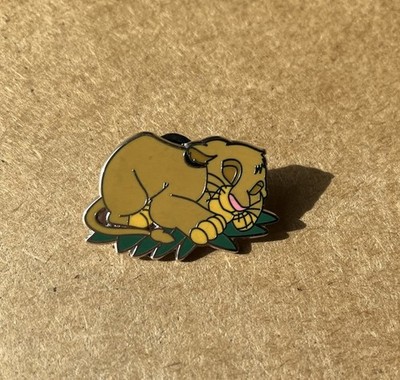 Pin Badge Anstecker Disney Disneyland Lion King König der Löwen Simba