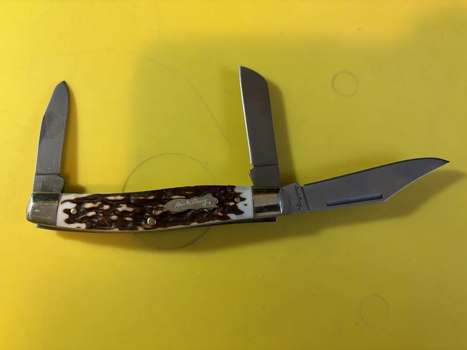Uncle Henry 885UH SENIOR RANCHER Folding Vintage Pocket Knife 3 Blades NIB - Image 3 of 4