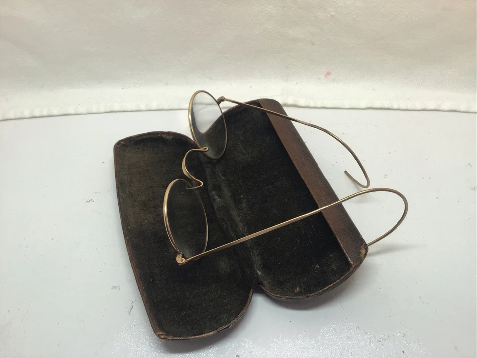 Roanoke Optical Vintage Eyeglasses Made In USA with Case Used Children - Image 3 of 4