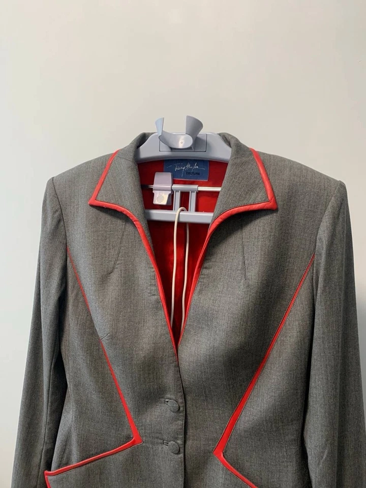 Conjunto Blazer y Falda Traje Mujer Thierry Mugler Vintage – Talla 42 (UE) Foto 2 de 4