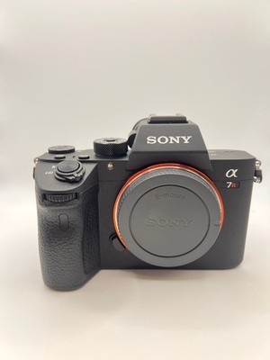 Sony A7R III - Geräte-Nr.: S013780233C - Sehr guter Zustand