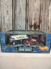 Vtg. Hot Wheels 2000 Collectibles - Designer Dreamz - 2 Car Set in a Sealed Box