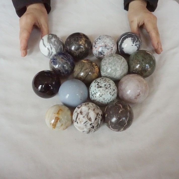 9.7LB 15Pcs A Set Of Natural Quartz Crystal Jasper Sphere Ball Polished Healing