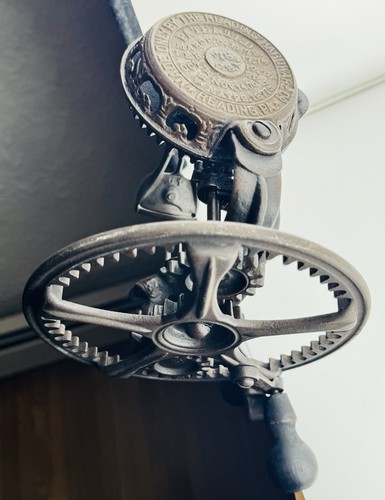 Antique 1877 Reading Hardware Cast Iron Apple Peeler Hand Crank Works Reading PA - Picture 7 of 7