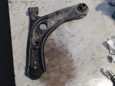 Triangle de suspension Peugeot 108