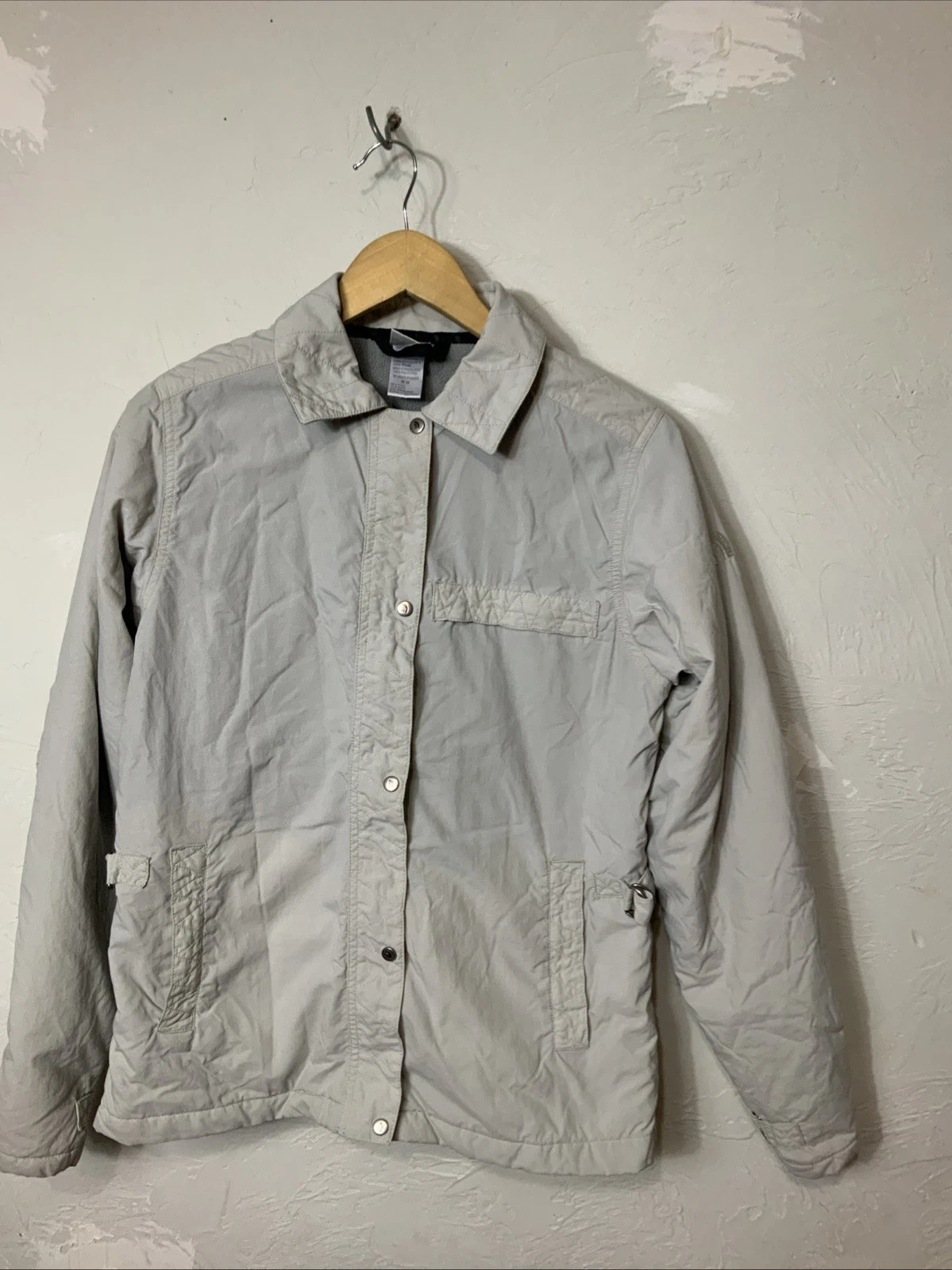 north-face lightweight zippered jacket