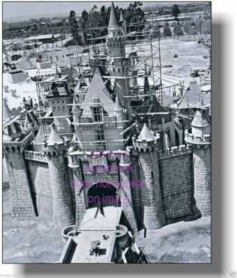 ⭕ Vintage Disneyland 1955 Sleeping Beauty Castle Construction
