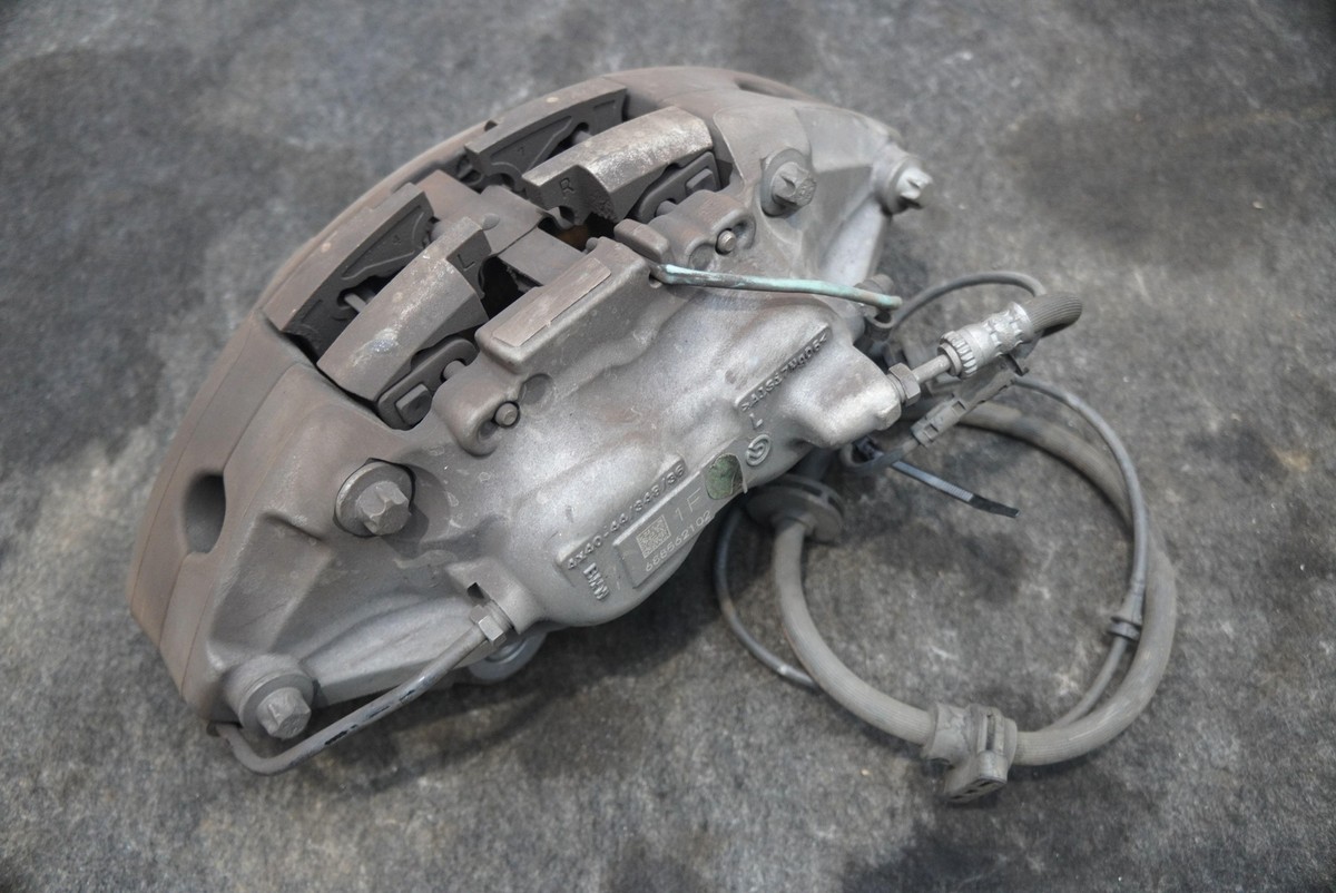 Front Left Driver Side Brake Caliper 34116891275 OEM BMW 540i G30  