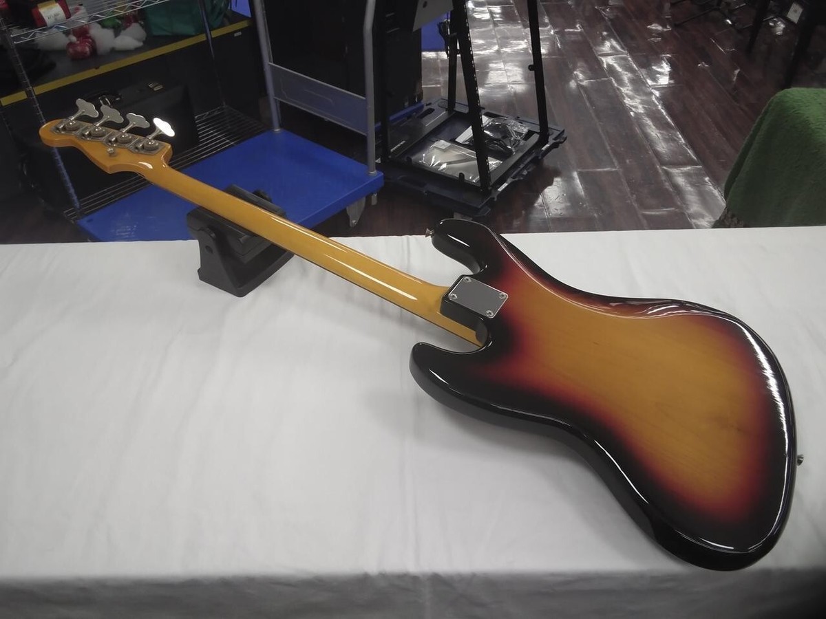 （美品）Fender Japan Jazz Bass JB62 Fender Japan Jazz Bass JB62-77FL Fretless Electric Bass