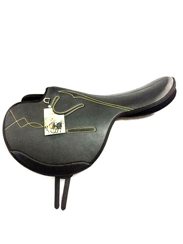 Selle D'exercice De Course Synthétique FREENY – Noir / Rouge – 17.5 Pouces – Neuve