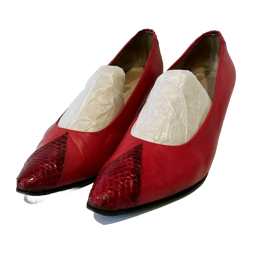 Zapatos de salón para mujer Gucci rojo diseño cocodrilo tacón gatito talla 36,5 Foto 2 de 4
