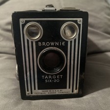 Vintage Eastman Kodak Brownie Target Six-20 Camera Untested
