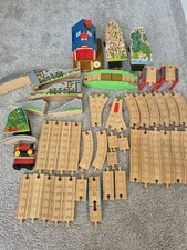 Vintage Huge Lot Of Thomas Friends Train Wooden Track Accessories Scenery