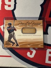 2000 Upper Deck SP - Ivan Rodriguez - Piece of the Game Used Bat Relic - HOF🔥