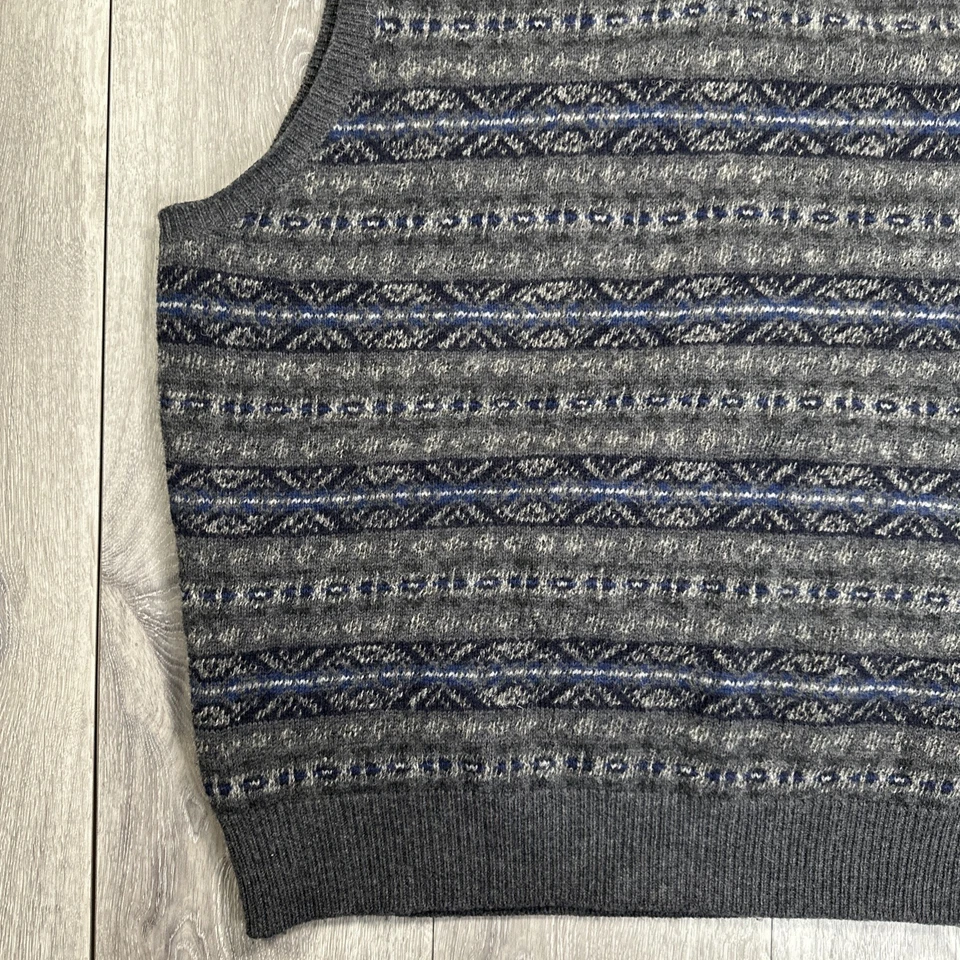 Polo Ralph Lauren Sweater Vest Mens L Gray Lambswool Fair Isle Knit V Neck VTG - Image 4 of 4