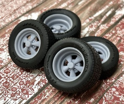 1/24 Scale: 15-inch  Cragar SS  Resin Wheels W/ Wide Rear Tires