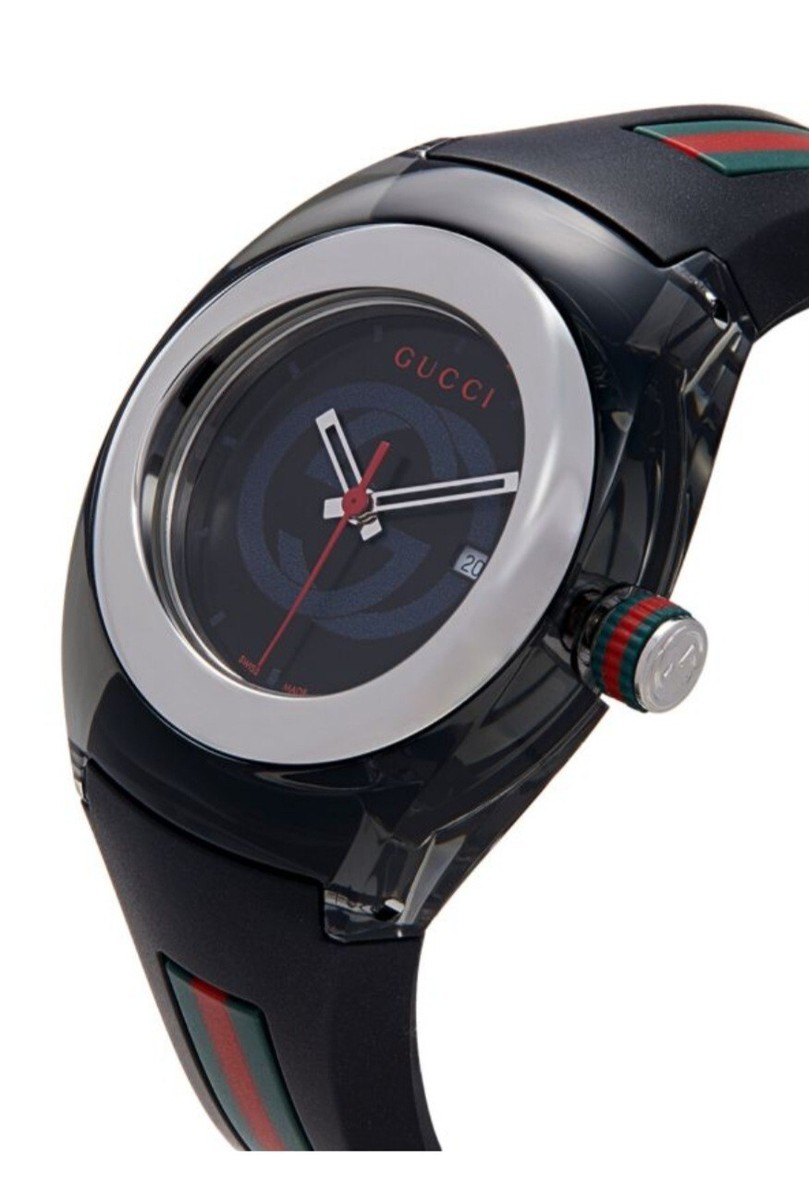 GUCCI グッチsync archive Watch rubber レッド Gucci SYNC XXL Red Rubber Strap 46mm Unisex Watch YA137103