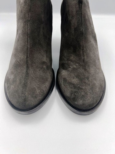 FABULOUS $435 COCLICO 39.5 US 9 ANKLE BOOTS GREY SUEDE SIDE ZIP BOOTIES NEW! - Picture 5 of 7
