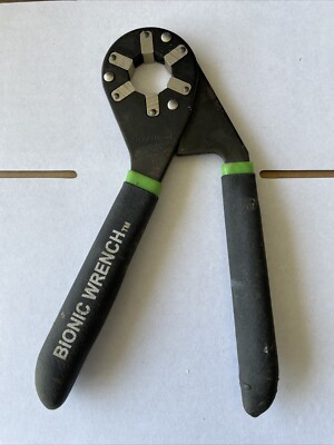 8'' BIONIC WRENCH by LOGGERHEAD TOOLS  SIZE RANGE 1/2'' TO 3/4'' EUC Made in USA