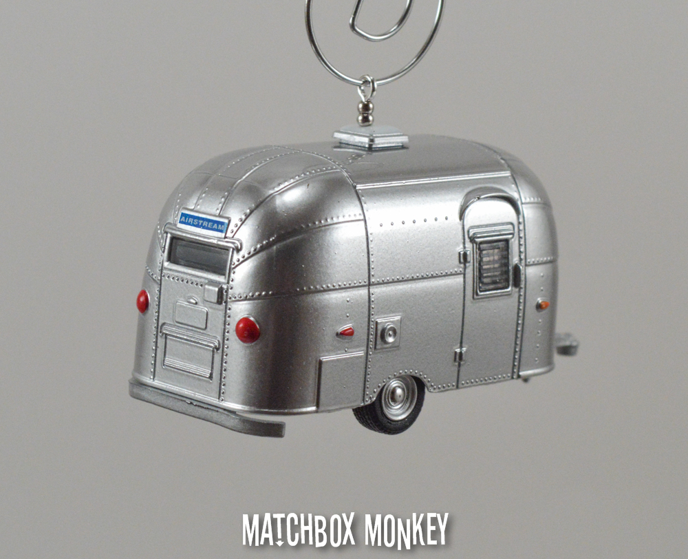 Airstream Bambi 16' Camper Travel Trailer Custom Christmas