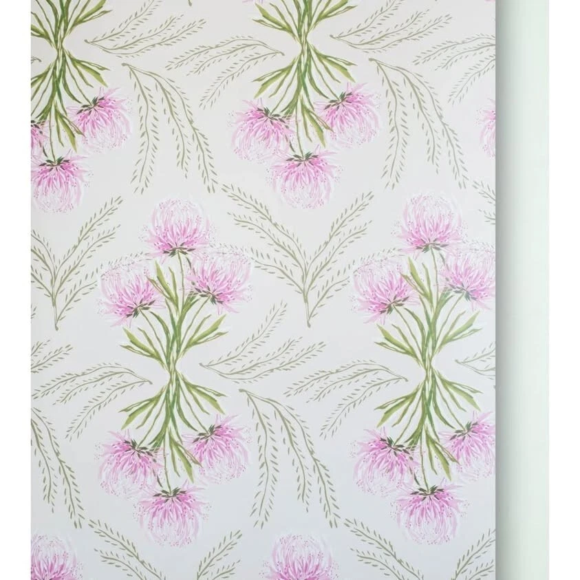 Lulie Wallace "Millie" wallpaper 10 rolls; pale pink design with flowers - Image 4 of 4
