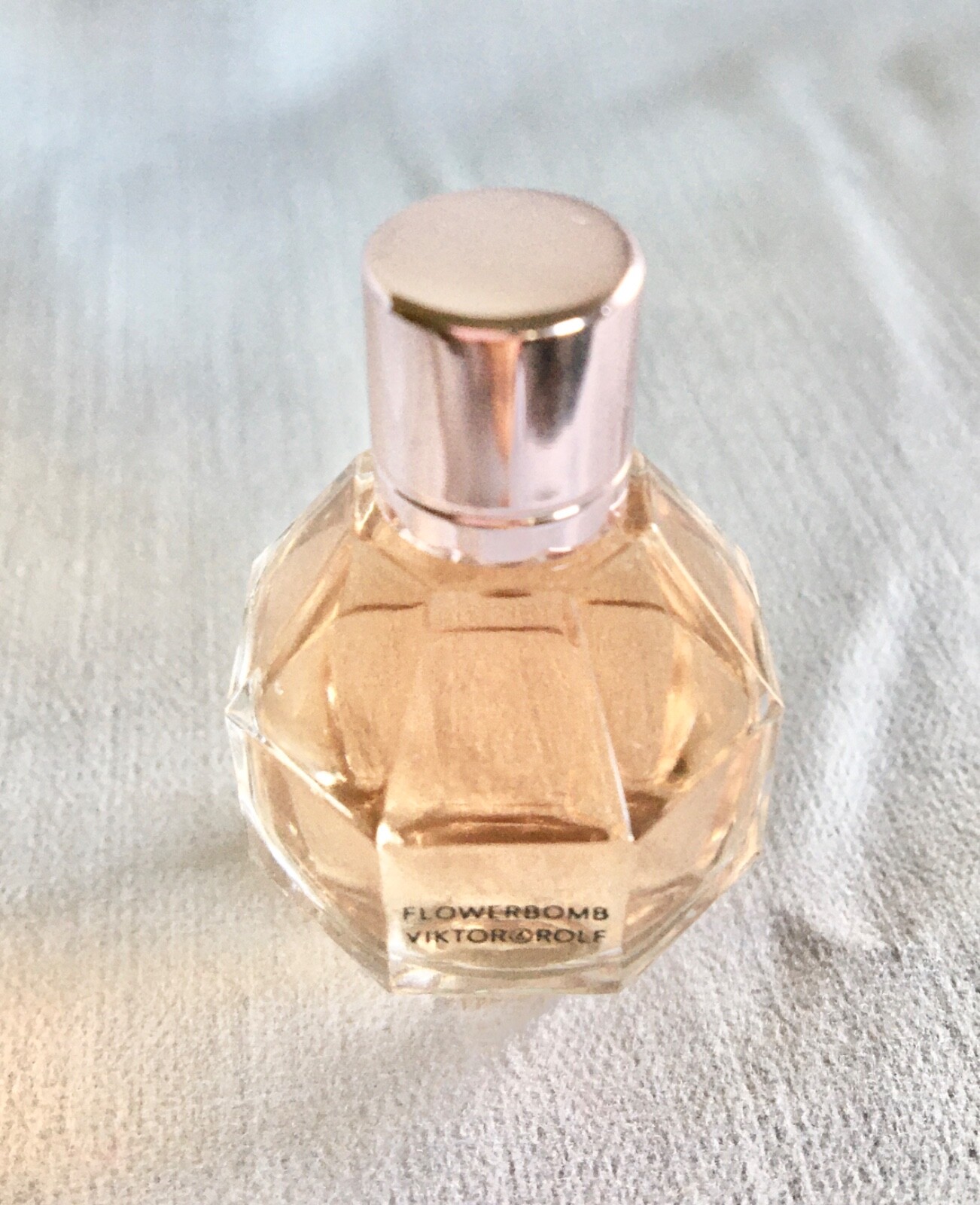 VIKTOR&ROLF FLOWERBOMB EDP 7ml TRAVEL SPLASH NIB