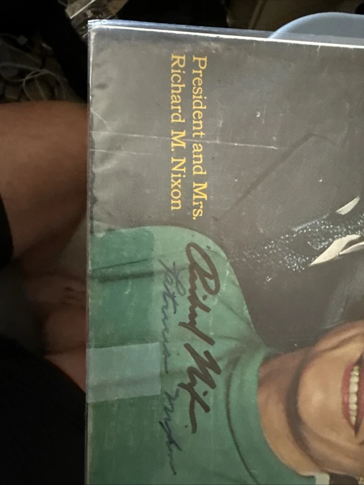 Newsweek January 27, 1969 President Richard Nixon Issue/Autograph - Image 2 of 4