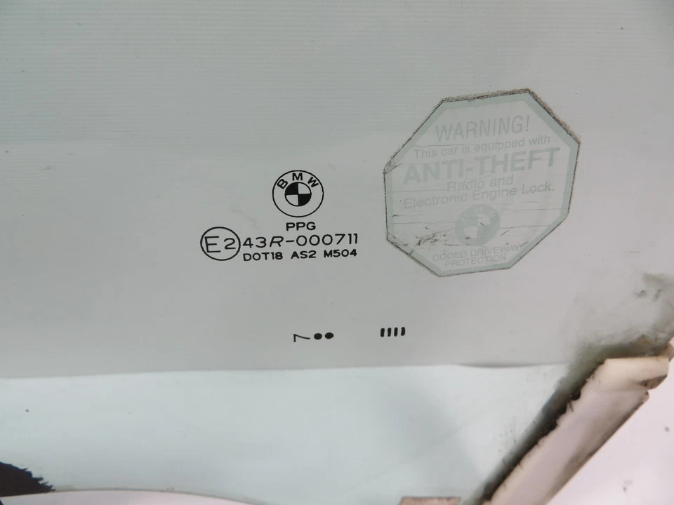 BMW Z3 E36 M Roadster Vidro, Janela da Porta, Esquerda - Imagem 2 de 3