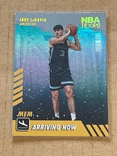 2022-23 NBA HOOPS WINTER ARRIVING NOW HOLO GOLD INSERT JAKE LARAVIA ROOKIE #19