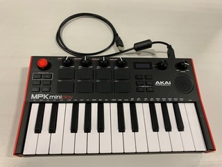 Akai Professional MPK Mini Play MK3 Portable 25 Key Keyboard